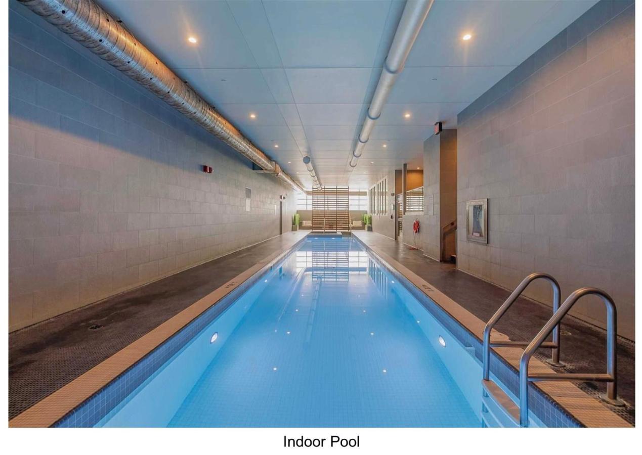 Three Br Condo Step To Cn Tower Rogers Center With Free Parking Toronto Extérieur photo
