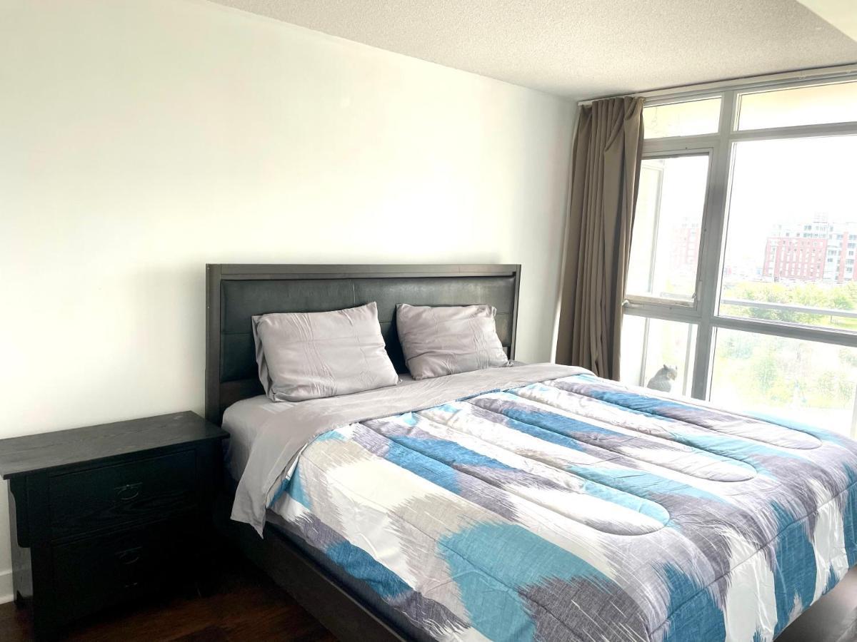 Three Br Condo Step To Cn Tower Rogers Center With Free Parking Toronto Extérieur photo